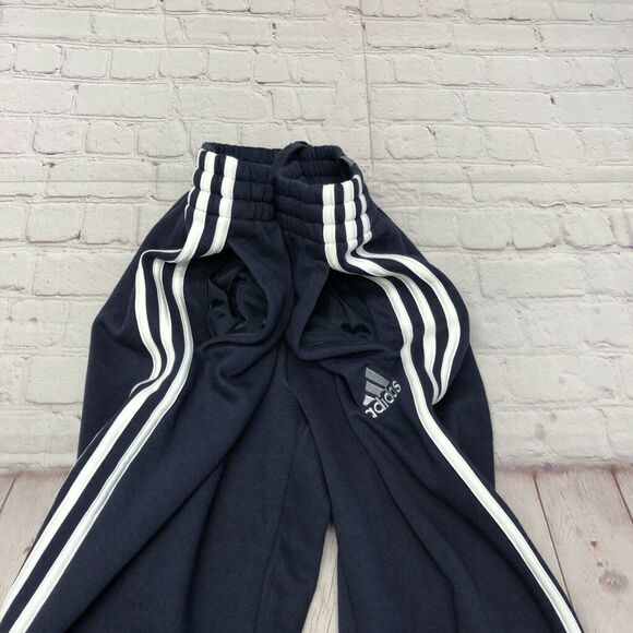 NWT Adidas Men Regular Fit Tapered Leg Pants Sweatpants Size Medium B323 -21 - Picture 16 of 16